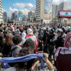 Cae el gobierno libanés tras 13 días de protestas en las calles