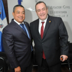 Presidente electo de Guatemala se reúne con director del IDAC para conocer logros en aeronáutica