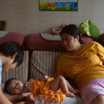 Las madres que trabajan en China afirman que las despiden o las marginan