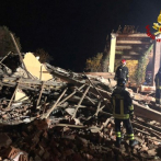 Mueren tres bomberos en explosión en el norte de Italia