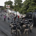 Denuncian vínculo de Policía en ataques armados en barrio de capital de Haití