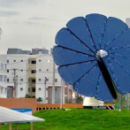 AES donó primer “Girasol solar inteligente” del país