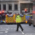 Un detenido tras un incidente con un cuchillo cerca del Puente de Londres donde hay varios heridos