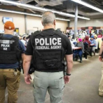 EE.UU. anuncia apertura de nuevo centro de detención en Texas para migrantes