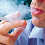 Hombres han dejado de fumar según estudio de la OMS