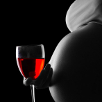 Embarazo y alcohol: Una mezcla que ‘pare’ consecuencias negativas