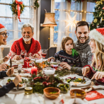 Celebración: Haz de tu cena de Navidad una noche llena de alegría y diversión en familia