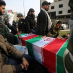 Entre furia y lágrimas, miles de personas lloran a Soleimani, asesinado por EEUU