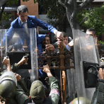 Guaidó instala otra sesión del Parlamento al no reconocer a nueva directiva