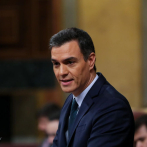 Pedro Sánchez logra ser investido por sólo dos votos como presidente de España