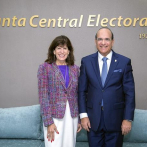 Embajadora de Estados Unidos apoya trabajo de JCE y aboga por elecciones transparentes