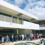 Escuelas públicas de Puerto Rico abrirán de nuevo tras sismo