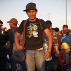 Llegan a Honduras primeros 250 migrantes de la caravana detenidos en México