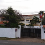Embajada Venezuela no tiene respuesta para trasladar cuerpo de venezolana; este jueves se cumple plazo en la funeraria