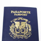 Emiten pasaporte dominicano con nuevo diseño y mayor seguridad