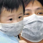 La máscara, un reflejo de protección no necesariamente eficaz frente al coronavirus