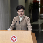Hong Kong pone en marcha cuarentena obligatoria a personas que lleguen desde China
