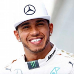 Tras firmar patrocinio, Mercedes espera compromiso de Lewis