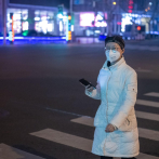 China confirma 2.442 muertes por el coronavirus y 76.936 contagiados