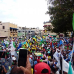 Leonel y Abinader llegan al Parque Independencia en marcha opositora por la democracia