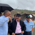 Danilo aprueba proyecto a ganaderos y supervisa obras en dos provincias