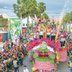 Miles acuden al Carnaval Santo Domingo 2020