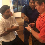 Detienen a Ronaldinho en Paraguay por pasaporte falso