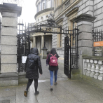 Irlanda cierra colegios, universidades, guarderías y limita eventos