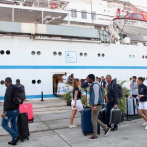 Trasladan pasajeros de cruceros a aeropuertos para ser llevados a Europa