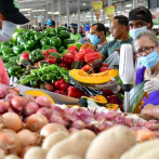 Precios de víveres, vegetales y frutas bajan en los mercados; pero el arroz, las habichuelas y otros han aumentado