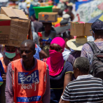 Las aglomeraciones no cesan en Haití a pesar del coronavirus