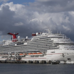 Carnival espera reiniciar algunos cruceros en agosto