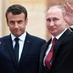 Macron dice a Putin que la pandemia debe servir para construir paz en Europa