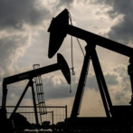 Petróleo de Texas sube un 2.85% por la caída, se ubica en US$26.01 el barril