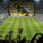 España contempla regreso de hinchas a estadios de fútbol