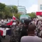 Video: Policía Nacional impide protesta contra el racismo en el Parque Independencia
