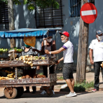 Raúl Castro reaparece para dirigir la desescalada en Cuba