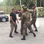 Ejército destituye dos de sus miembros que aparecen peleando en vídeo en redes