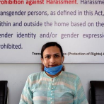 Una transexual se une a la Policía paquistaní para combatir la discriminación