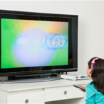 El carácter de los bebés puede ser la causa de la cantidad de televisión que ven, según un estudio
