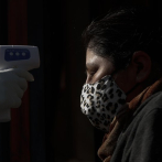 Legisladores bolivianos autorizan uso del cuestionado dióxido de cloro para combatir el Covid