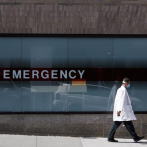 Más de 900 trabajadores de salud han muerto por COVID-19 en Estados Unidos