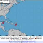 Marco debilitado a tormenta se acerca a Luisiana, mientras Laura barrerá Cuba