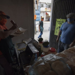 COVID-19 y crisis obligan a venezolanos a vender en casa