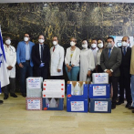 Embajador Israel entrega materiales para tratamiento del Covid-19 que destruyen bacterias, hongos y virus en Puerto Plata