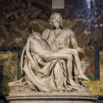 Reanudada la restauración de La Piedad de Miguel Ángel tras el confinamiento