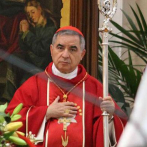 Dimite un influyente cardenal del Vaticano Angelo Becciu