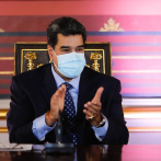 Maduro dice que su hijo participará en pruebas de la vacuna Sputnik V