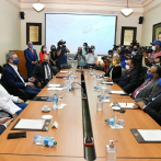 Presidente se reúne con miembros de la Sociedad Dominicana de Diarios