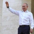 Putin anuncia el registro de una segunda vacuna contra la COVID-19